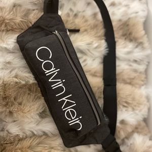 UNISEX CALVIN KLEIN FANNY PACK